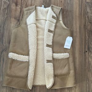 Time and Tru Tan Faux-Sherpa Lined Vest